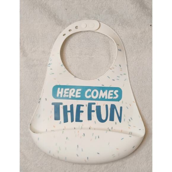 Parents Choice Baby & Toddlers Confetti Silicone Bib, "Here comes the fun". - Picture 1 of 3